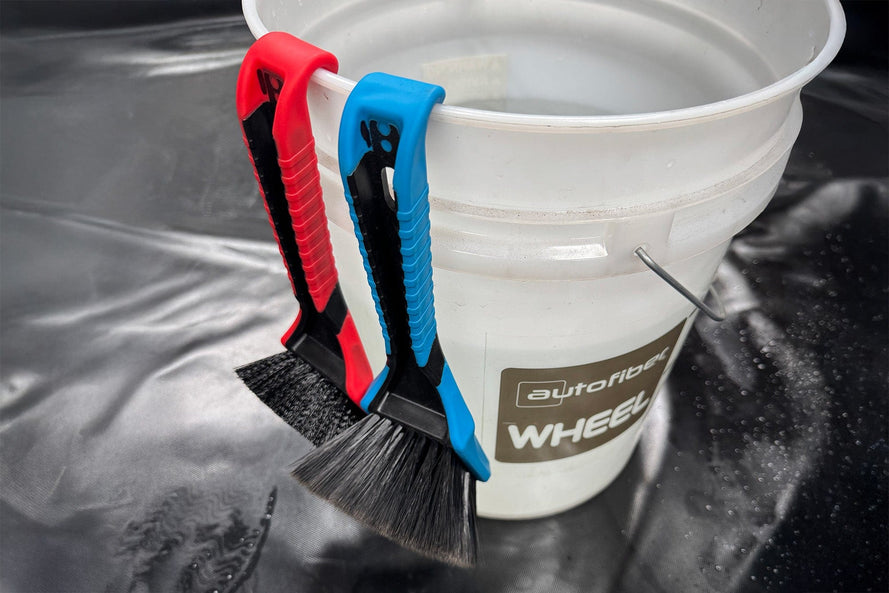 SKORP - Scrub Brush